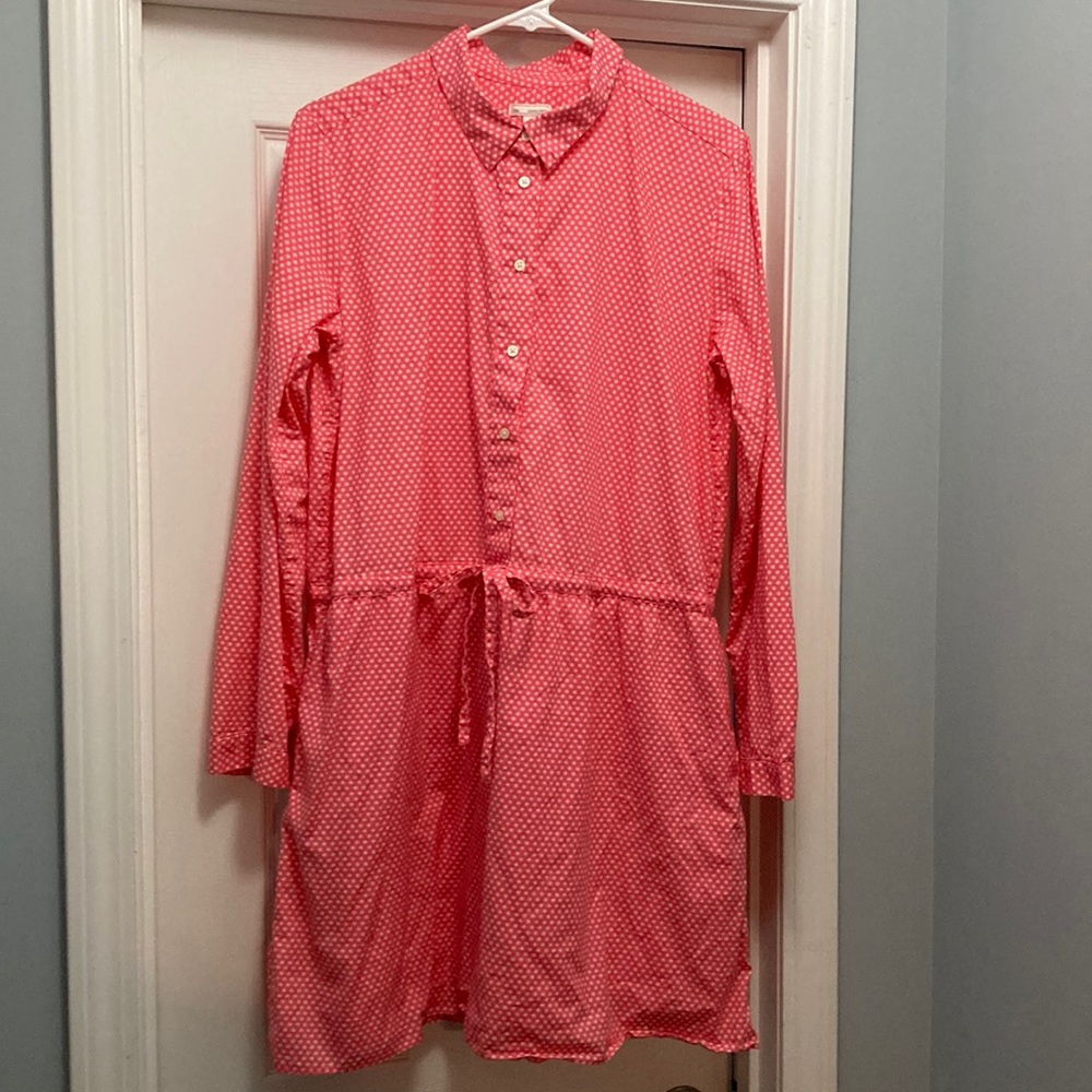 🎉3 for $15 on items $10 or less    
GAP coral shirt dress